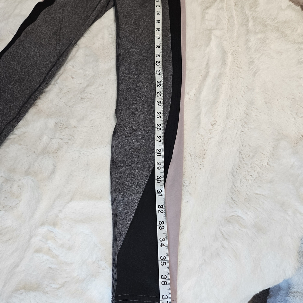 Lululemon Athletica Gray and Black Leggings - Picture 4 of 14